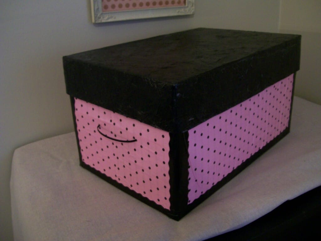 storage box with lid 