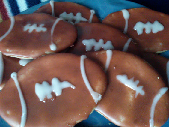 How to Make a Football Cookie Cutter