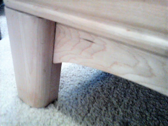 Sears-Roebuck-buffet-leg-maple-wood