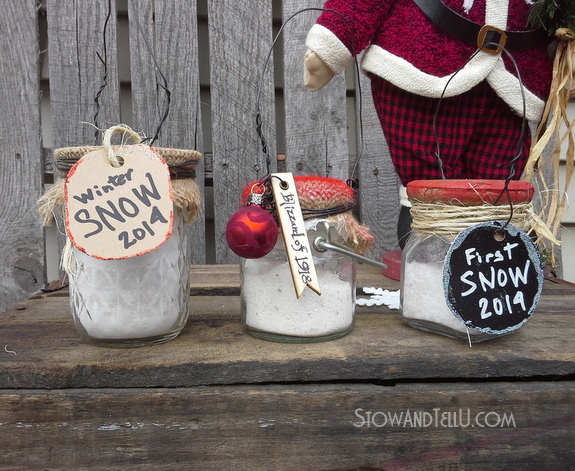 Faux Snow in a Jar Christmas Ornament | Holiday craft kids will love to make | http://www.stowandtellu.com