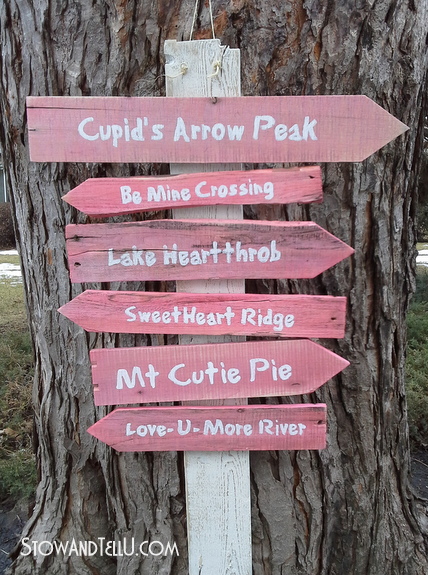 diy-trail-signage-valentines-day-decor-craft-http://www.stowandtellu.com