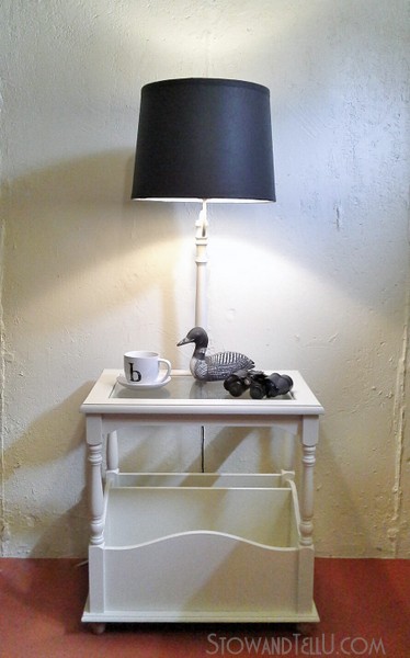 upcyled-table-lamp-with-primer-paint