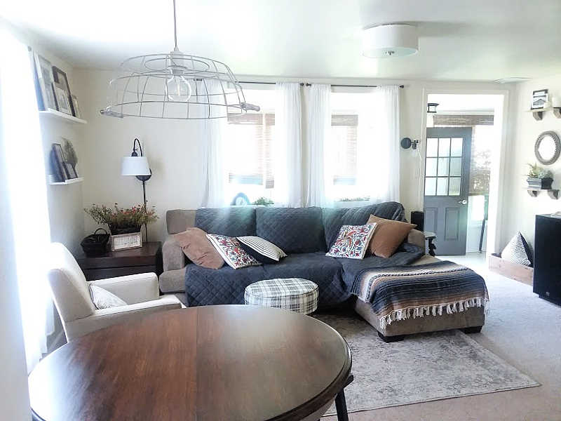 Antique White Paint Color in Living Room