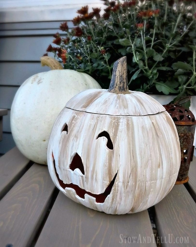 DIY White Jack O'Lantern - a ceramic orange Halloween pumpkin is painted with white and tan chalk paint - StowAndTellU.com