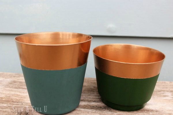 Copper foil spray paint dipped plastic planters | stowandtellu.com