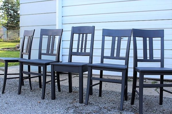 krylon-anvil-gray-chalky-finish-painted-chairs | stowandtellu.com