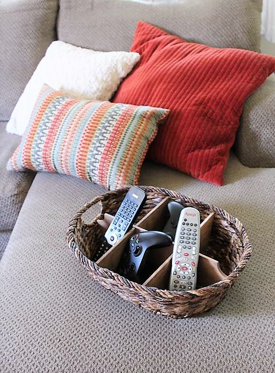 Basket With Divider 