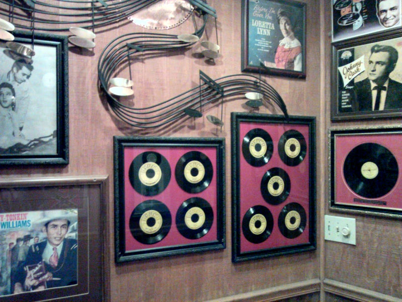 Framed records and albums-Nashville HonkyTonk