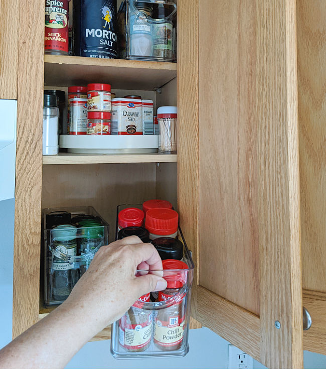 https://stowandtellu.com/wp-content/uploads/2020/10/Easy-Pull-Out-Cabinet-Spice-Storage2.jpg